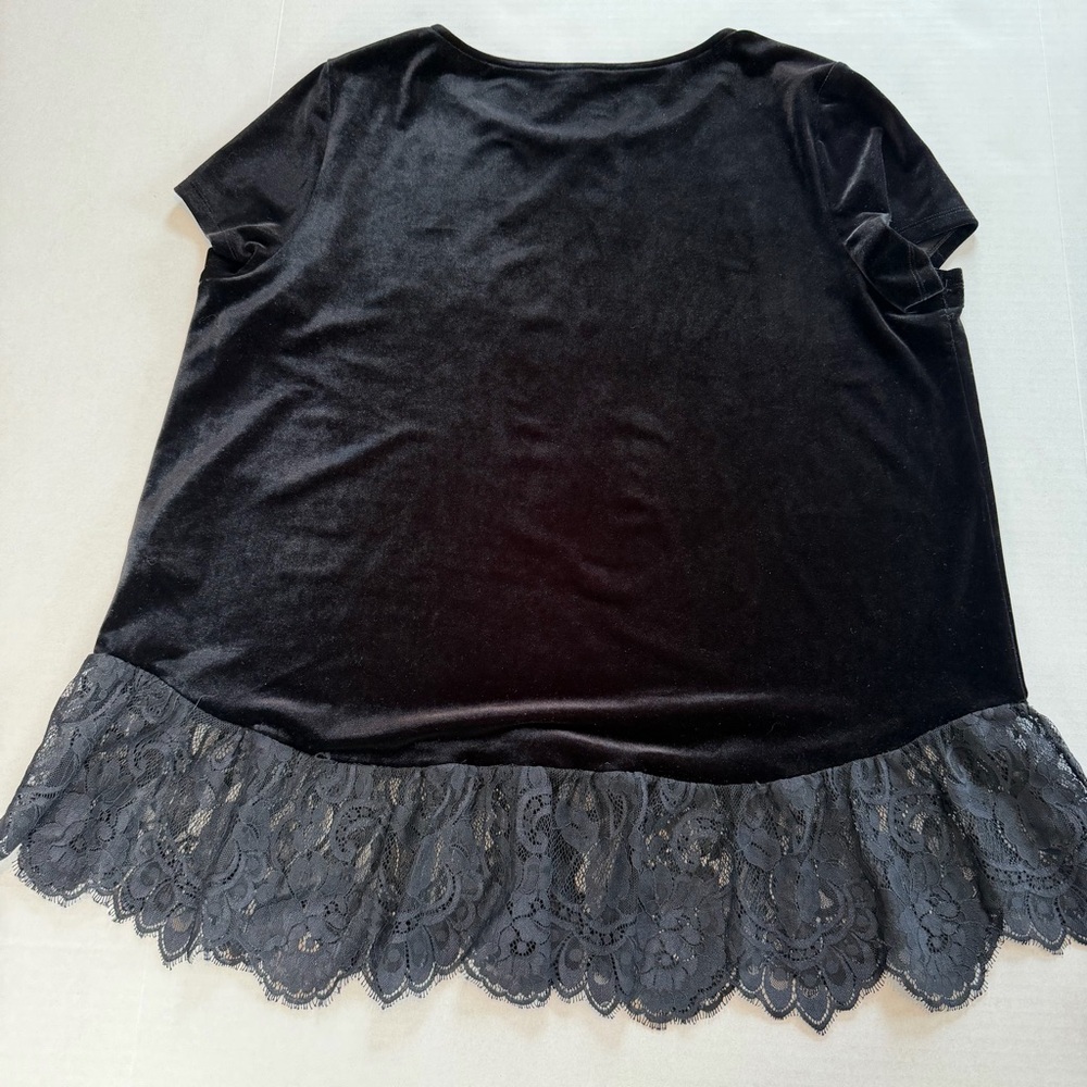 Adrianna Papell Velvet & Lace Trim Classy Tee - Picture 9 of 16
